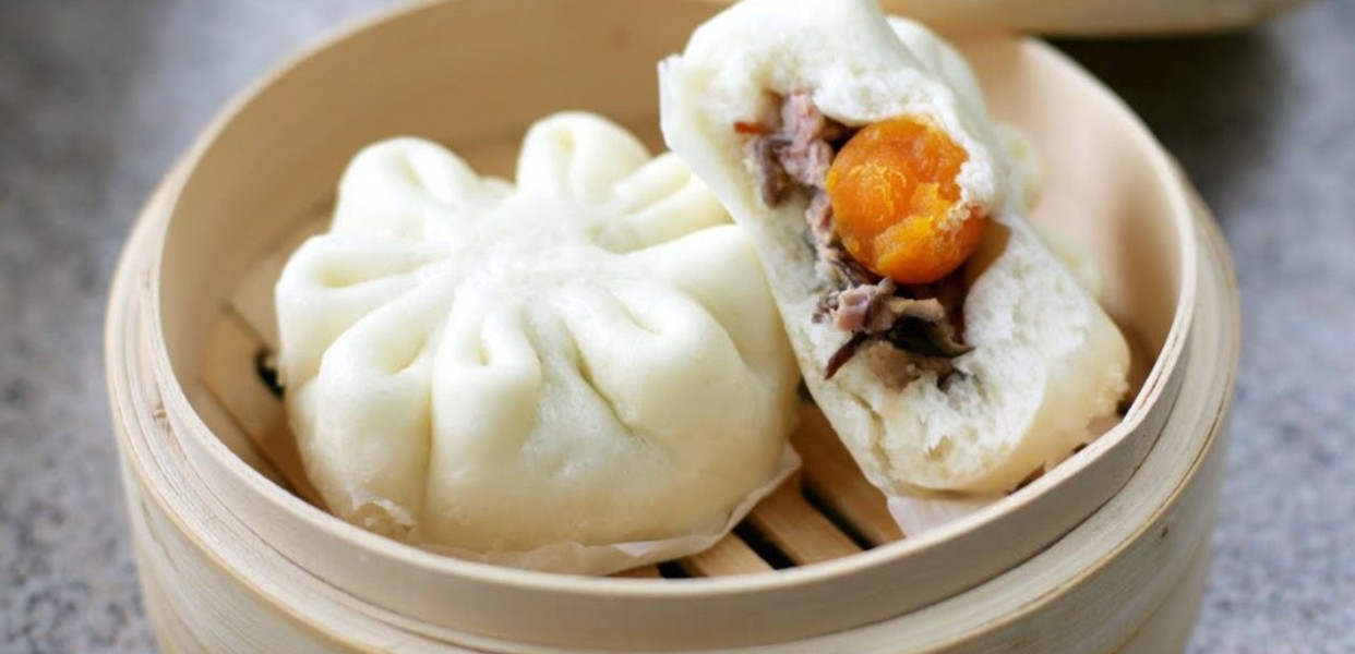 Khám Phá 5 Món Ăn Ngon Không Thể Bỏ Lỡ Tại Quận 5 3 Bánh Bao – Bánh Bao Thọ Phát